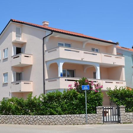 Apartment Stella Di Mare คิร์ก ภายนอก รูปภาพ