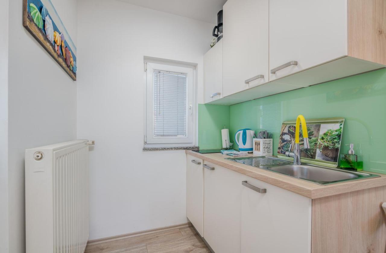 Apartment Stella Di Mare คิร์ก ภายนอก รูปภาพ