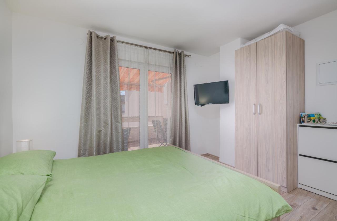 Apartment Stella Di Mare คิร์ก ภายนอก รูปภาพ